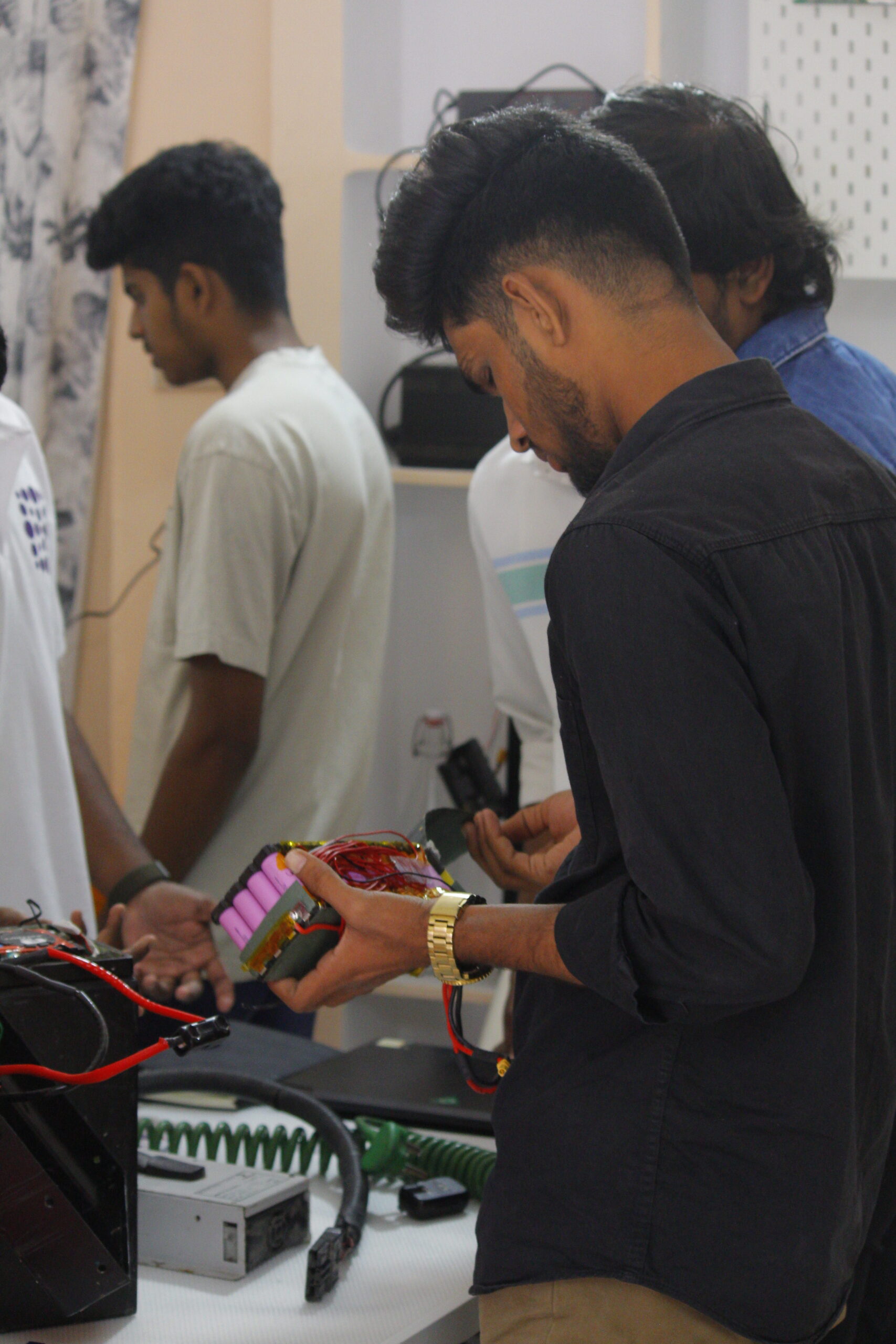 #1 Hands-On EV Training Provider in India MG 4489 scaled